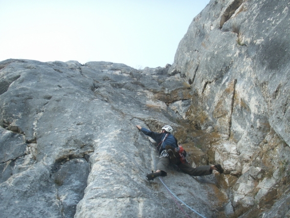 Markus kurz vor der Schlüsselstelle - ein 2er Friend wäre nicht schlecht da oben