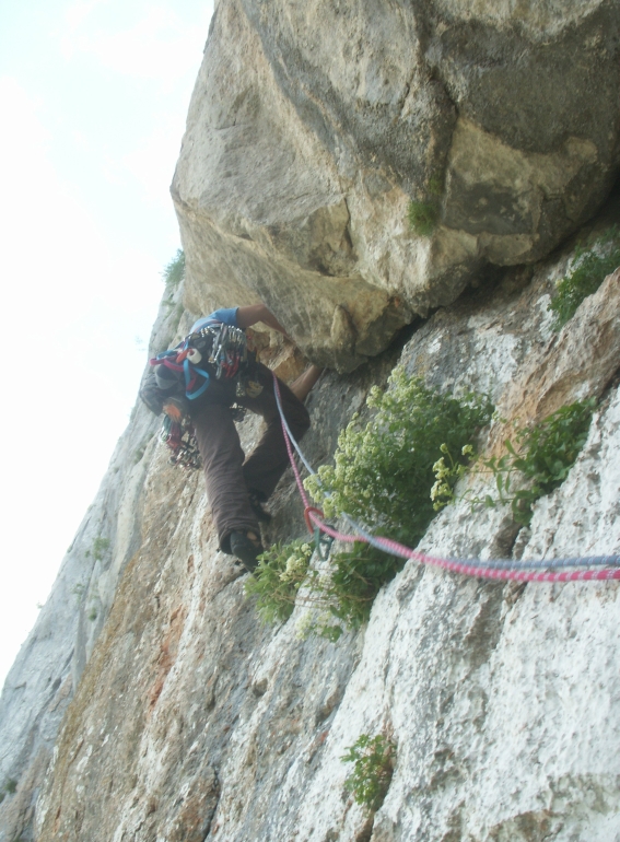 Manuel in einer sehr luftigen und knackigen 6+ Seillänge