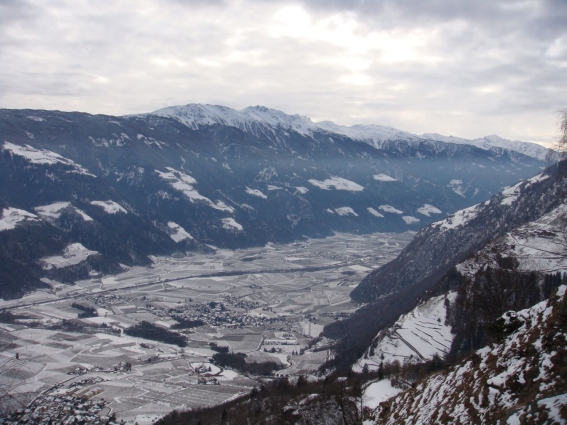 Meran vom Partschinser Höhenweg aus fotografiert