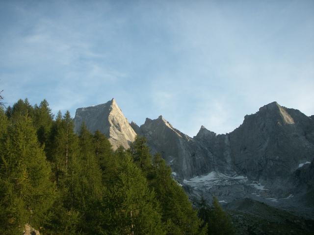 Piz_Badile_Cassin (3)