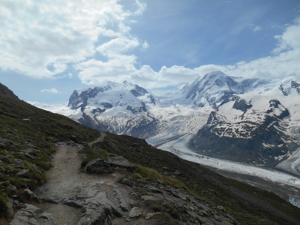 2 Zustieg Monte Rosa Hütte