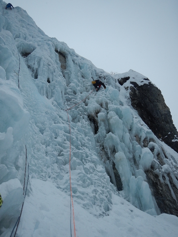 4 Obstanser Eisfall linkeLinie 2016